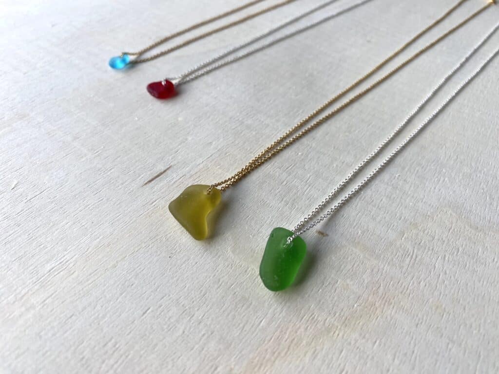 Afbeelding van basic seaglass kettingen